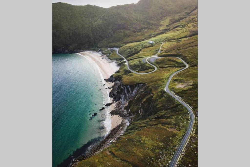 Barr An Uisce Villa Achill Sound Exterior photo