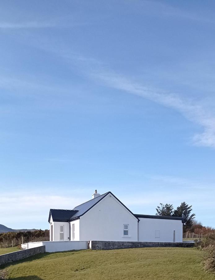 Barr An Uisce Villa Achill Sound Exterior photo